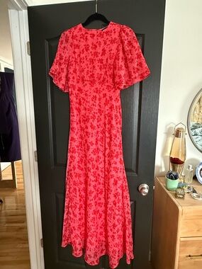 Vibrant Floral Maxi Dress with Flutter Sleeves